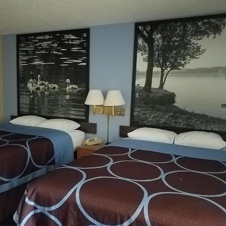 Hotel Super 8 By Wyndham Chariton Esterno foto