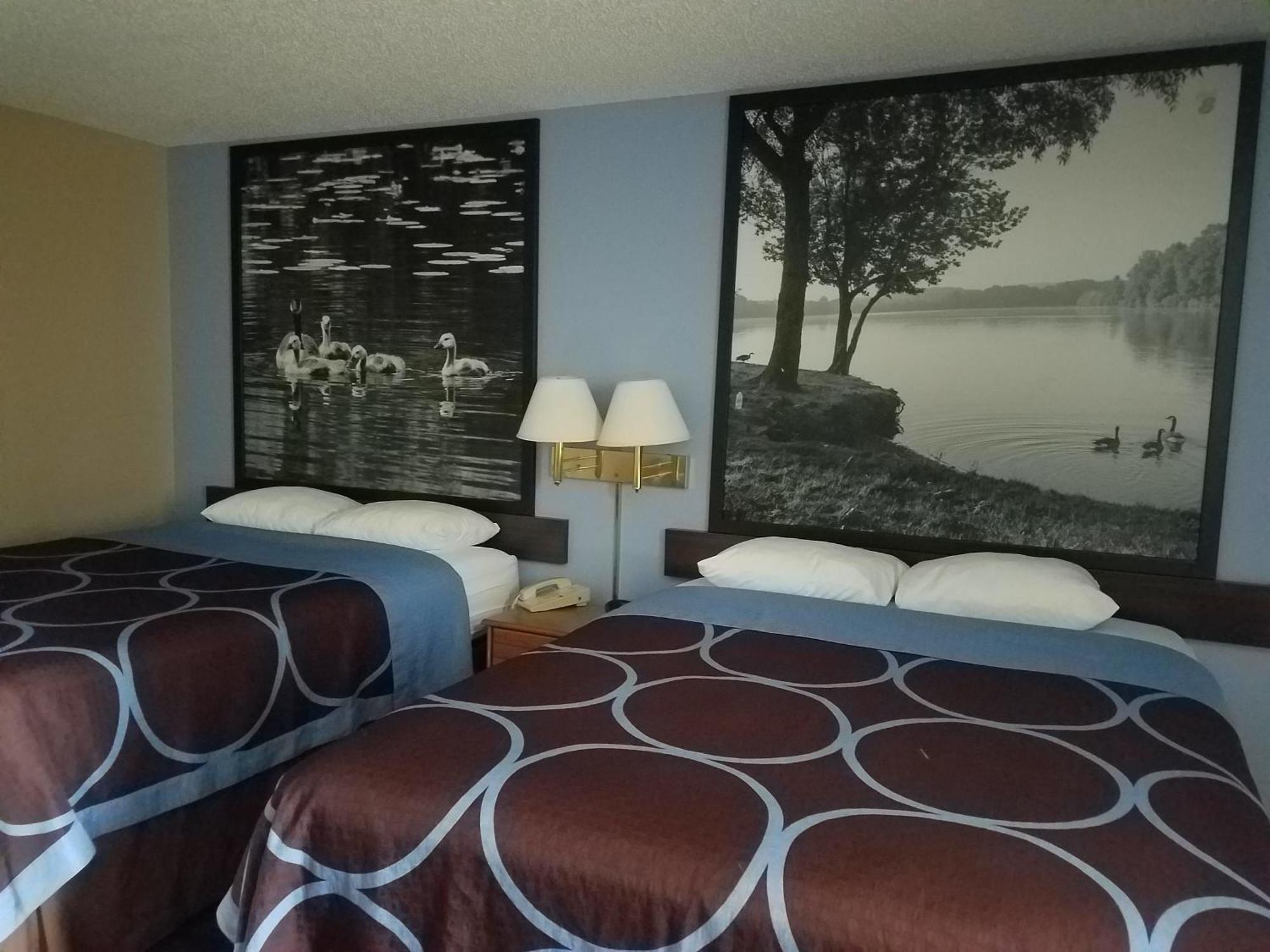 Hotel Super 8 By Wyndham Chariton Esterno foto